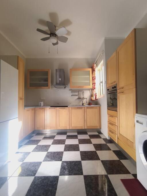 Poseidons Seaview Penthouse Διαμέρισμα Marsalforn Εξωτερικό φωτογραφία